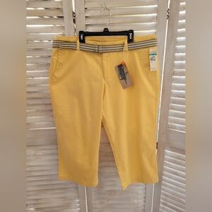 Dockers Women's Capris Size 16